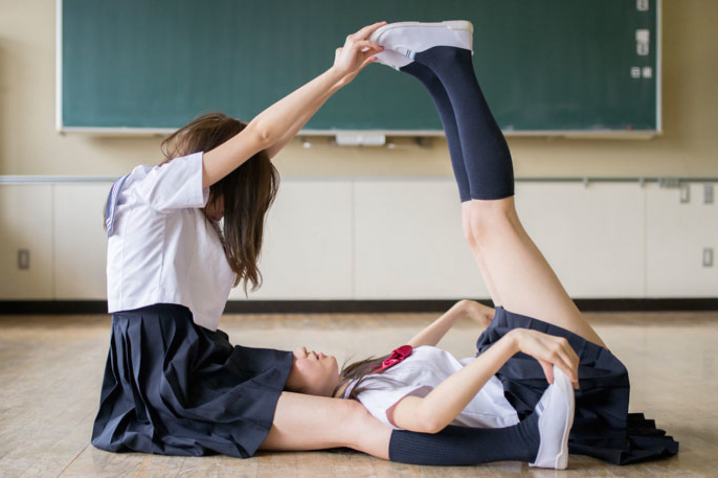 Training school girls. Юки Аояма. Комплекс школьницы. Японки в школе. Японские пятиклассницы.