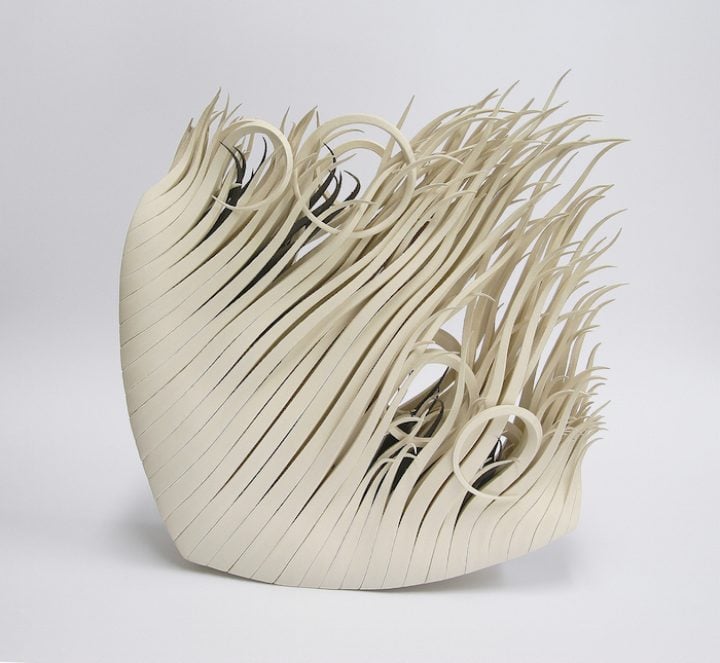 Alberto Bustos Creates Delicate Grass Sculptures Made Of Ceramic - IGNANT