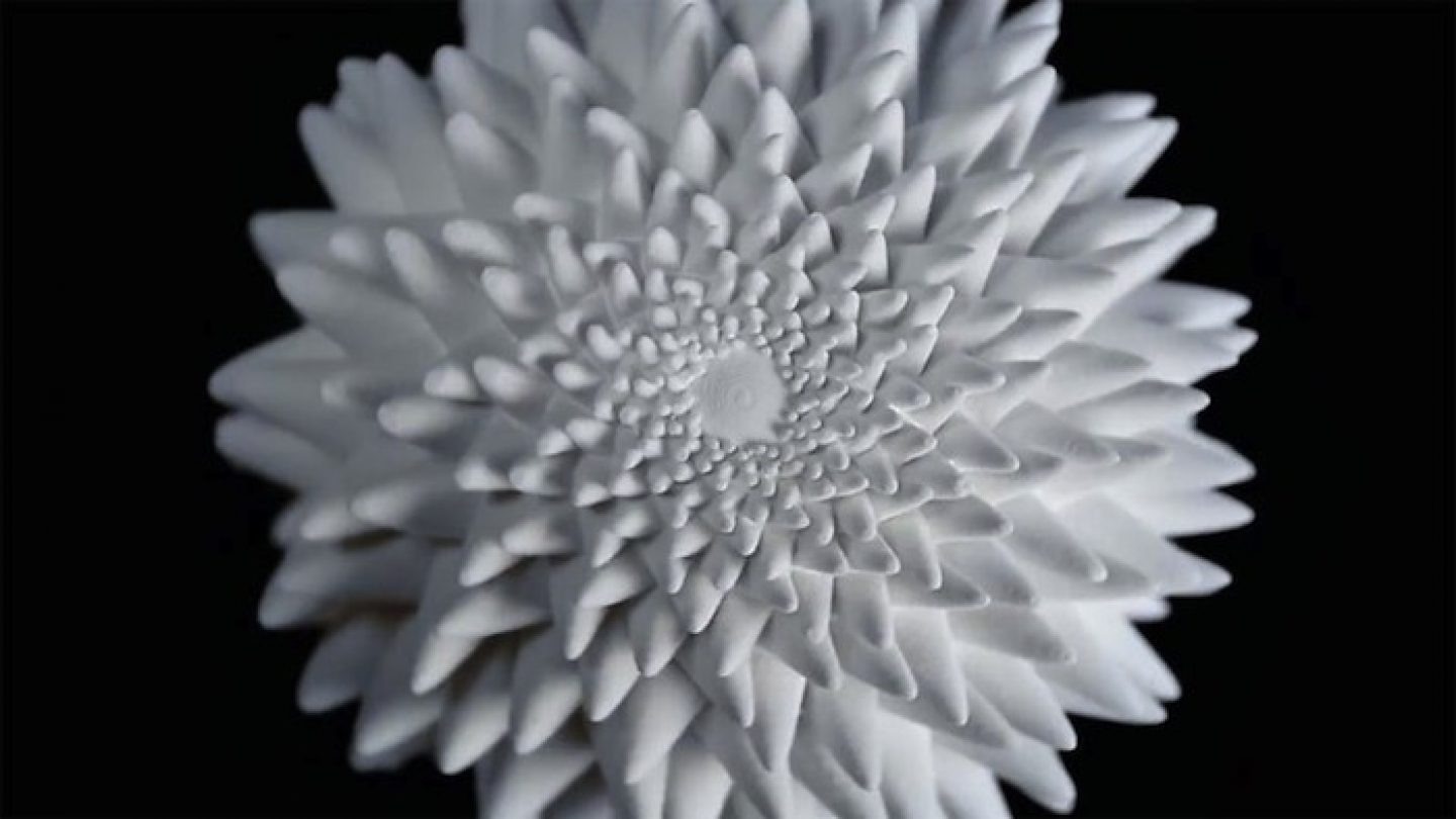 Hypnotic Moving 3D-Printed Sculptures By John Edmark - IGNANT