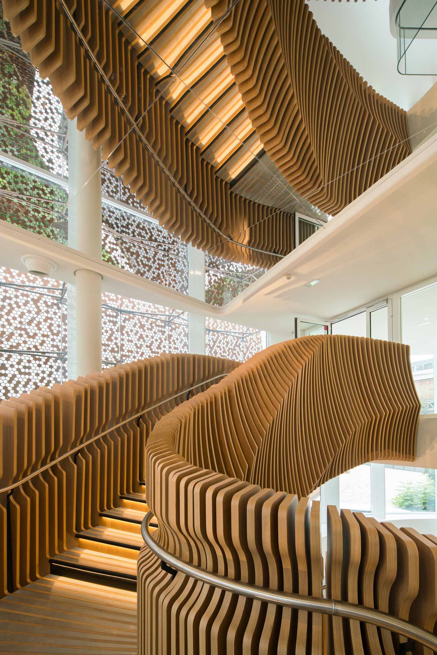 Ora Ito's Sculptural Staircase In LVMH Office - IGNANT