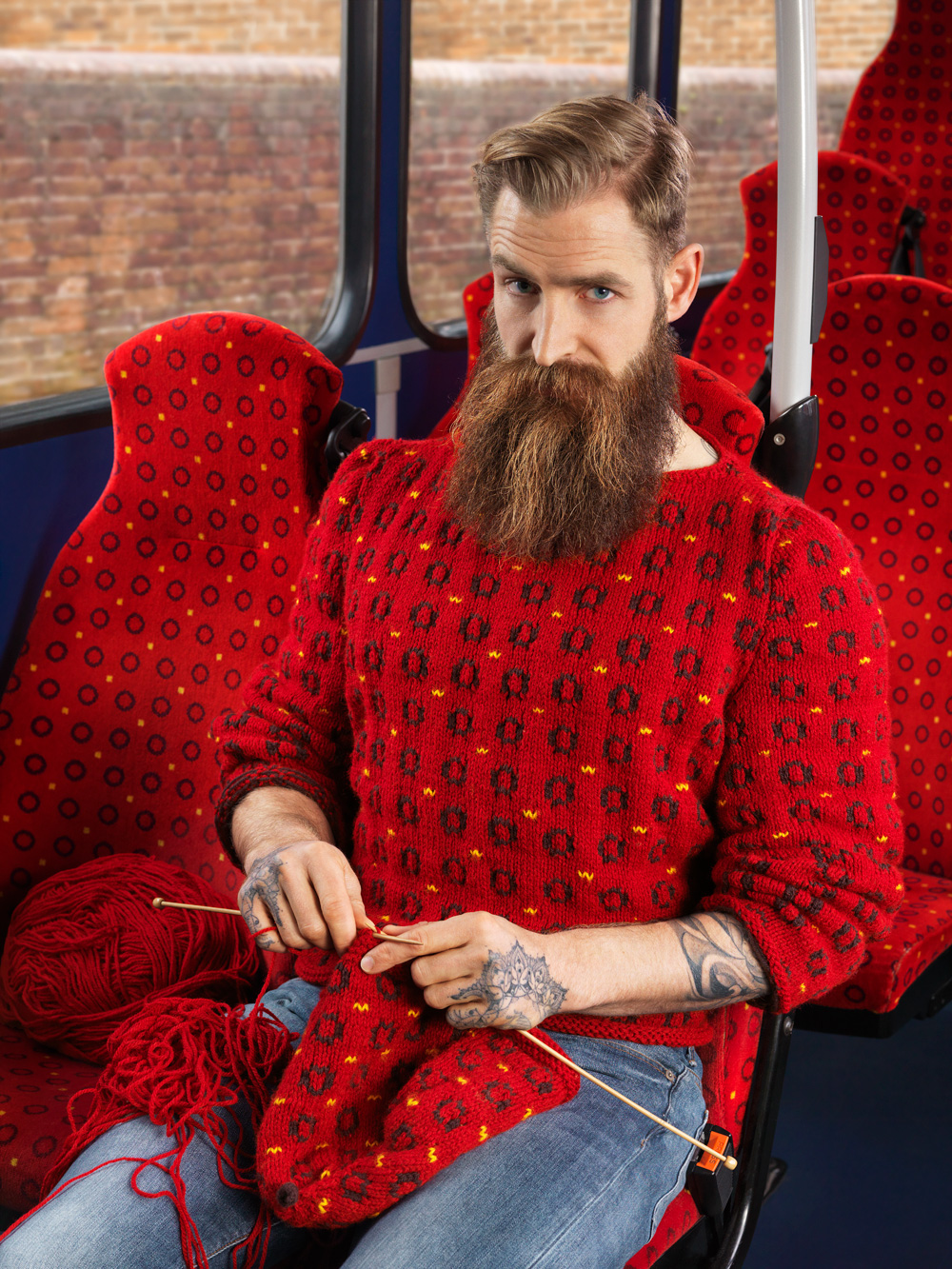 2018-01-15_5a5c928511347_knitting_221_bus_joseph_ford