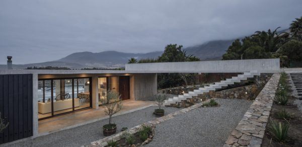 Casa Cipolla, A Home On Chile's Pacific Coast - IGNANT