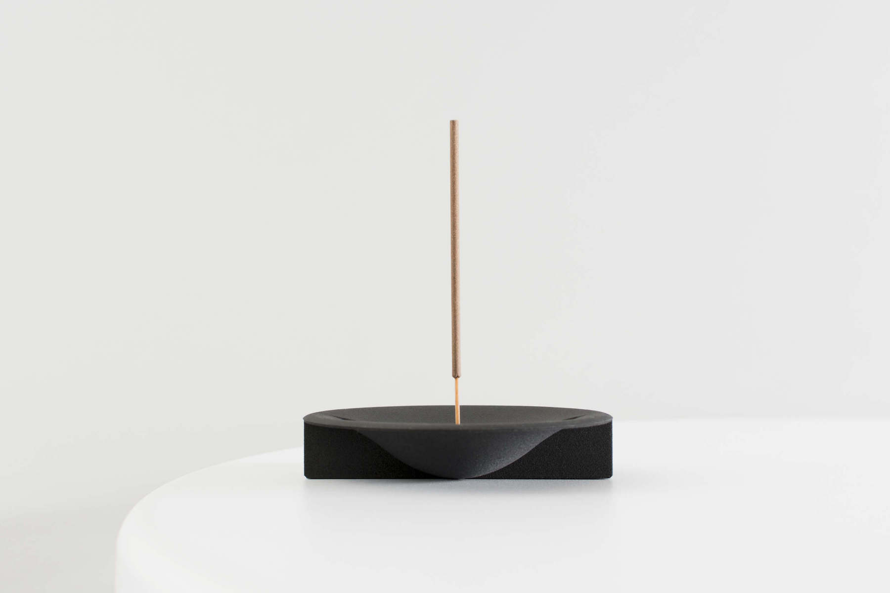 Lukas Peet’s Stylish Scent Tray - IGNANT