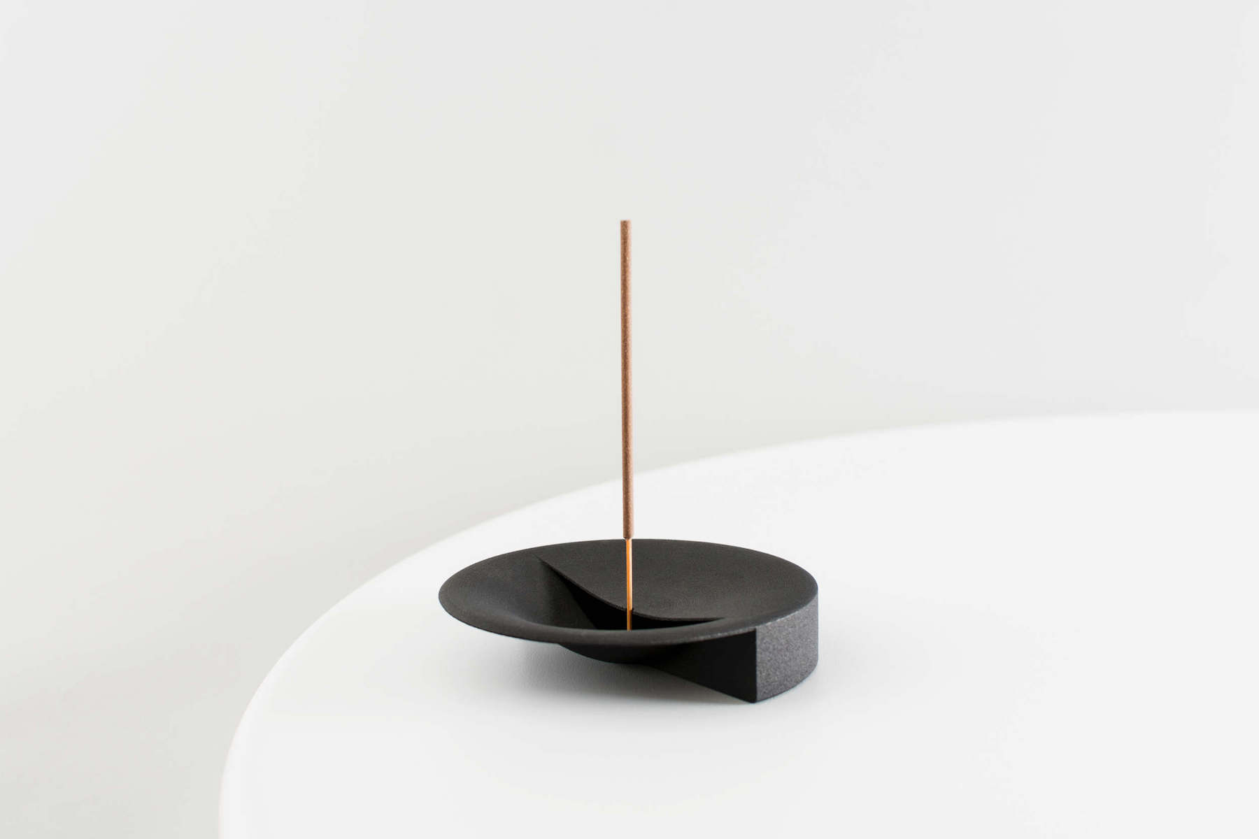 Lukas Peet’s Stylish Scent Tray - IGNANT