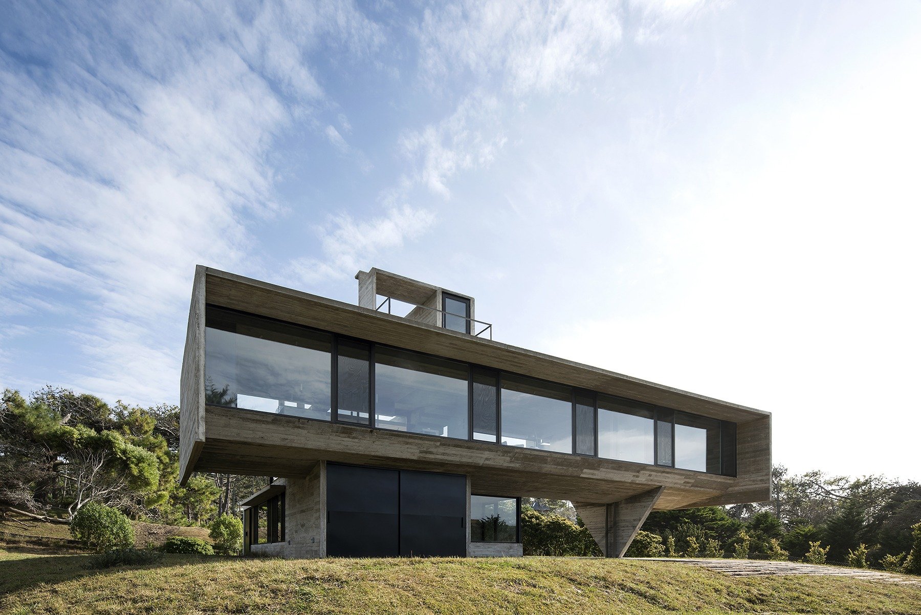 Luciano Kruk’s Casa Cariló Appears To Float Above The Argentinian ...