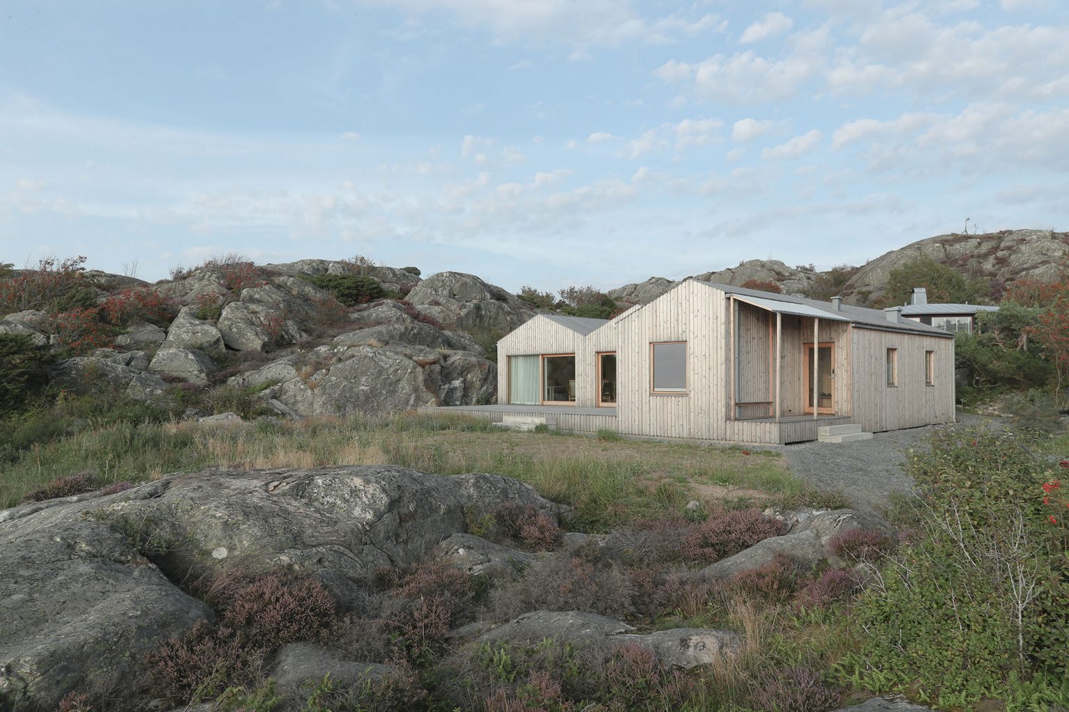 On A Small Swedish Island, Villa Vassdal Interacts With Its Rocky ...