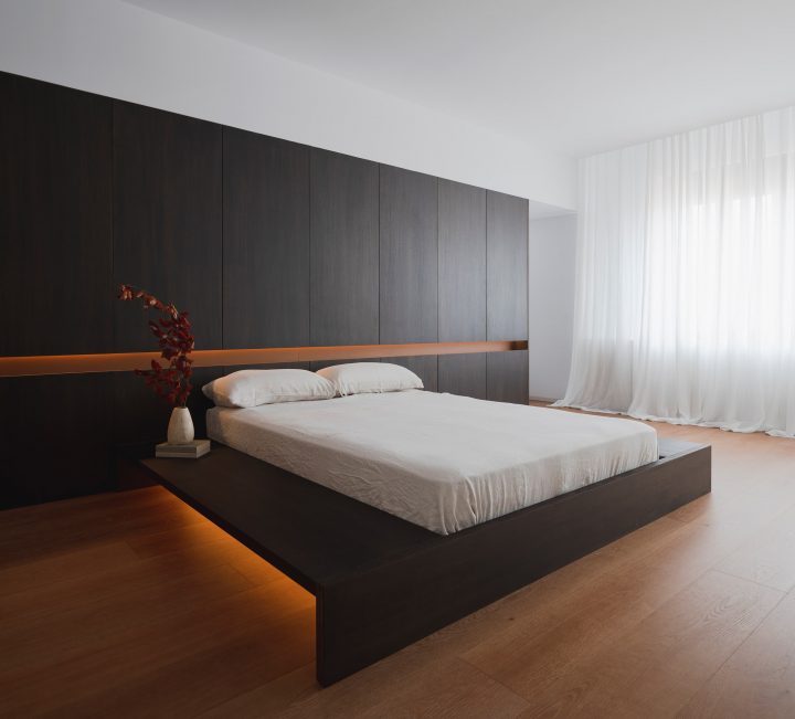 In Valencia, Avenida Del Oeste Apartment Balances Tradition And ...