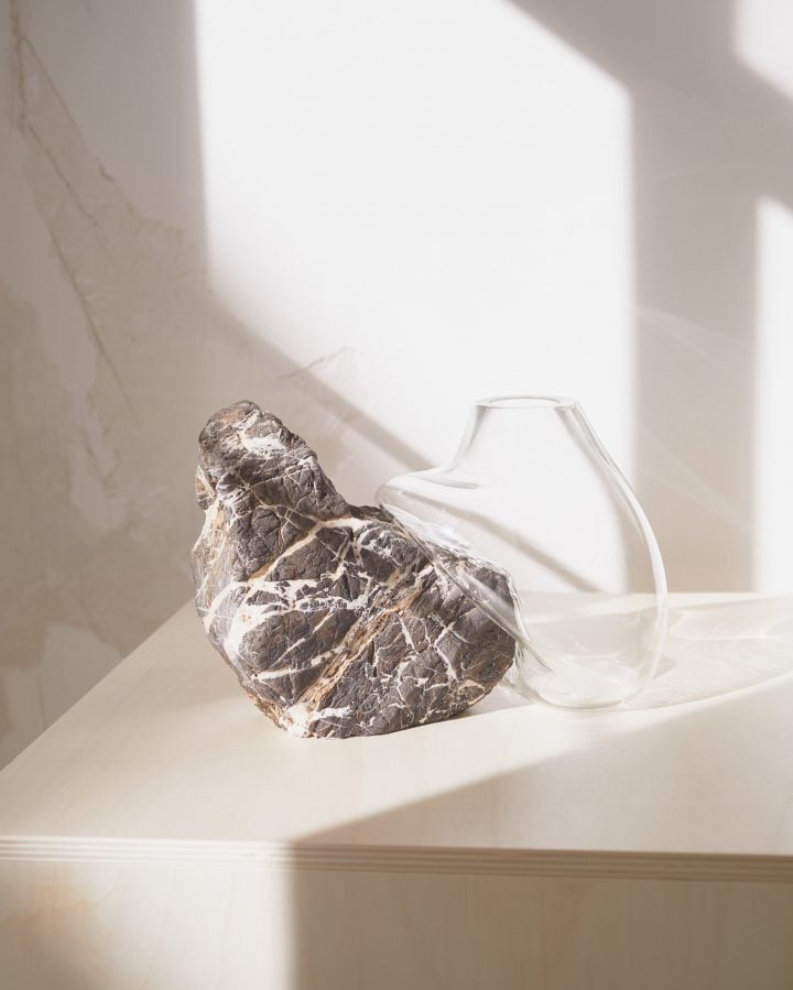 Shaped Around Rocks, Lætitia Jacquetton’s Stunning Glass Vases - IGNANT